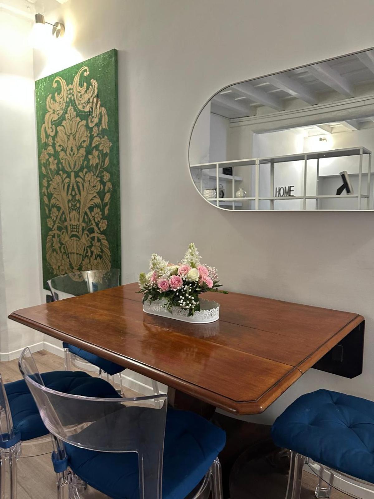 Trithome Suite Boutique Barberini Рим Экстерьер фото